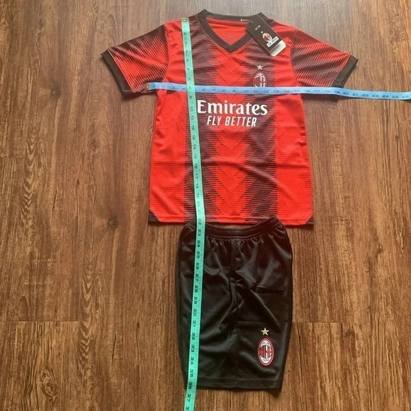 PULISIC AC MILAN Home Jersey 2023-24 Youth Kids Kit Small NWT - Picture 10 of 12